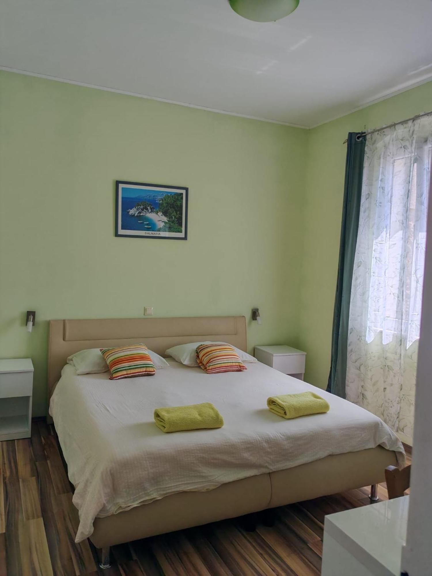Apartment Central Old Town With Private Indoor Garage Parking Split Ngoại thất bức ảnh