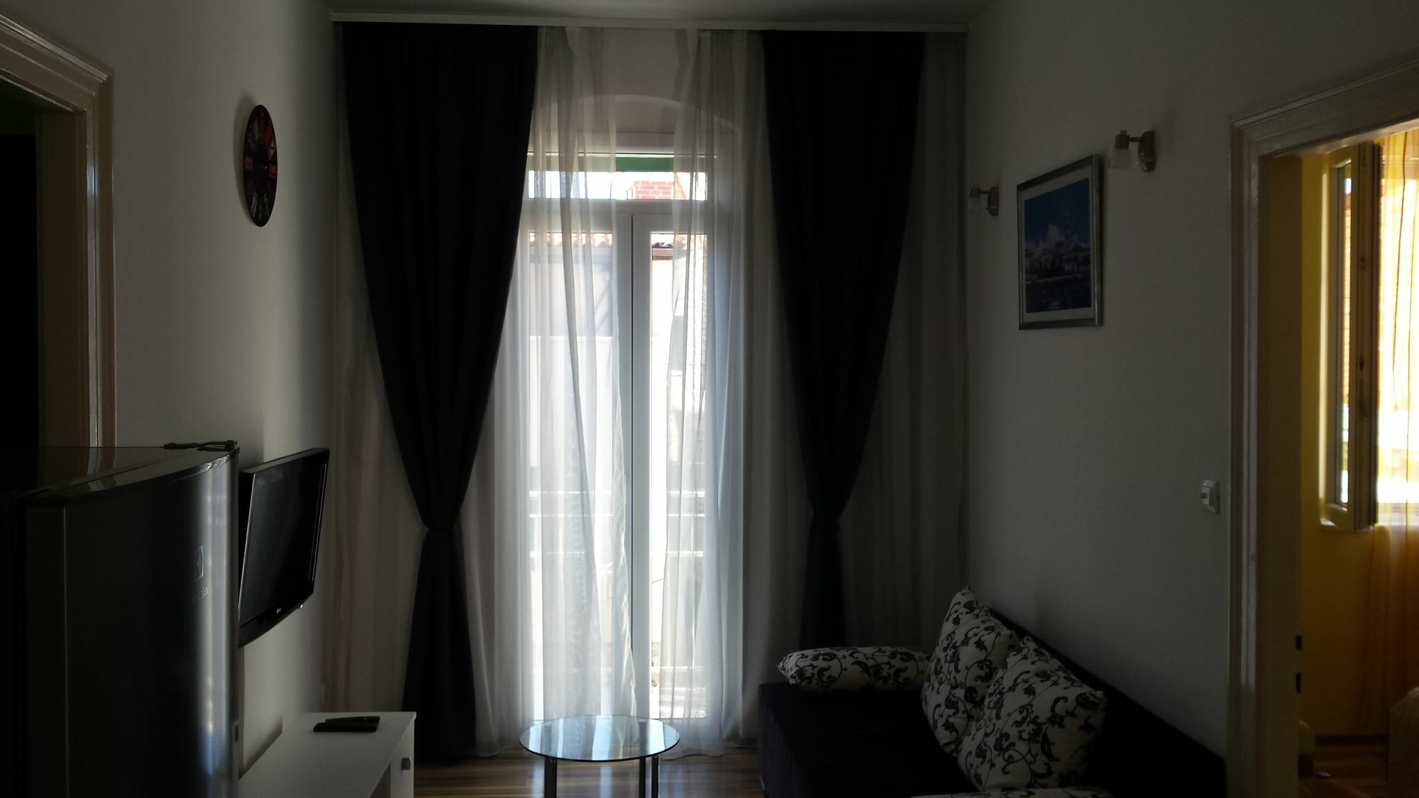 Apartment Central Old Town With Private Indoor Garage Parking Split Ngoại thất bức ảnh